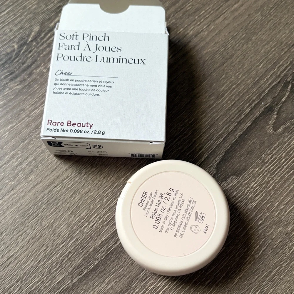 ❤️$ 16 NWT Rare Beauty Soft Pinch Luminous Powder Blush in Shade Cheer